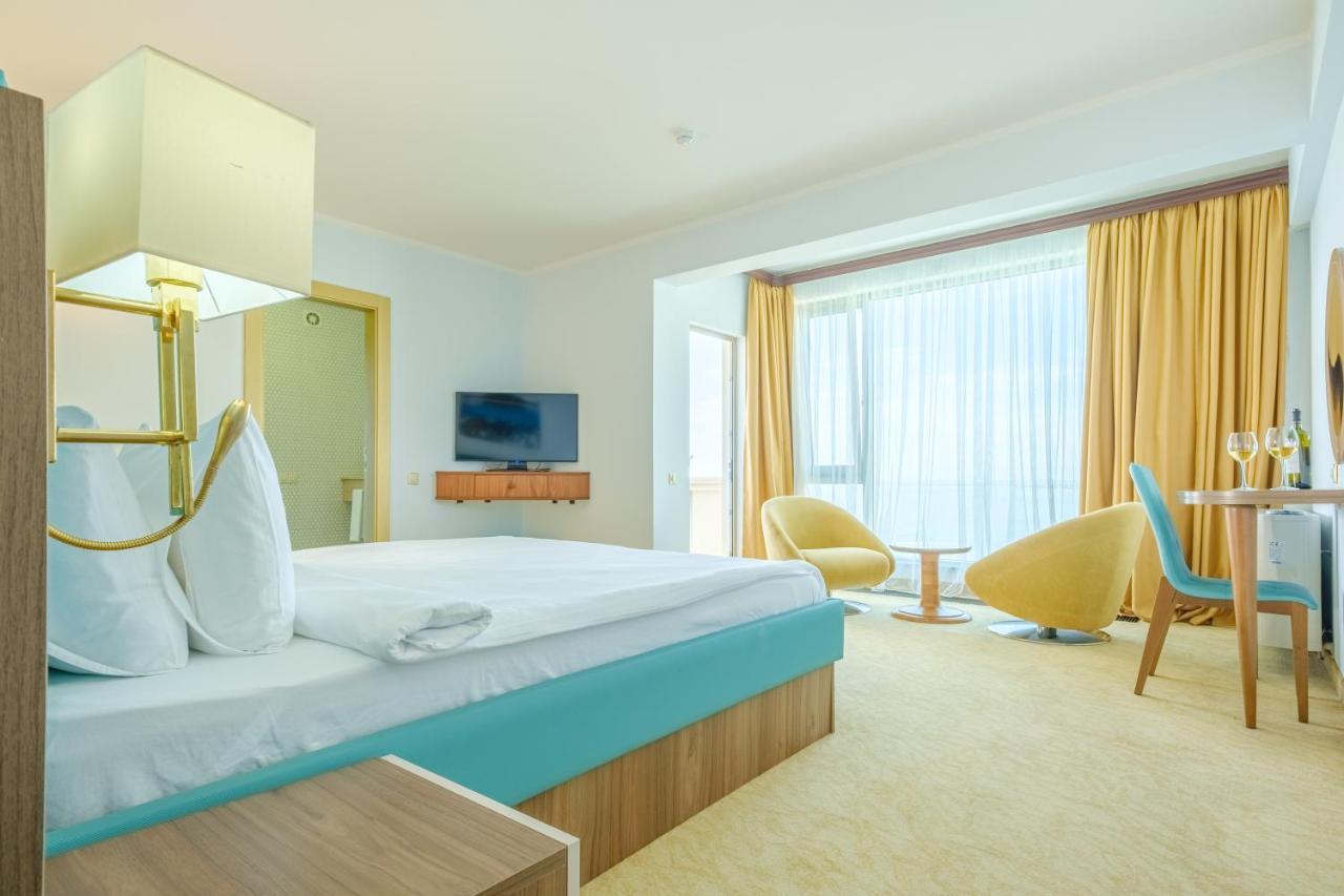 באטומי Castello Mare All Inclusive Resort מראה חיצוני תמונה