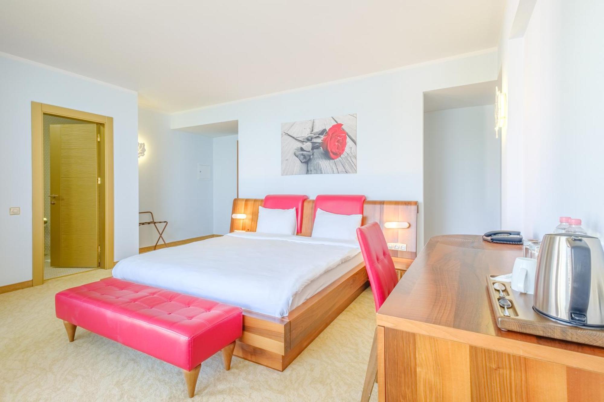 באטומי Castello Mare All Inclusive Resort מראה חיצוני תמונה